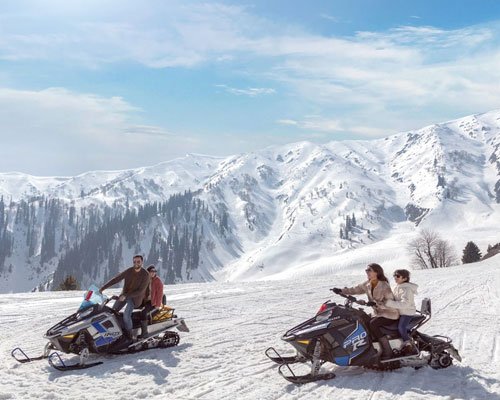 Gulmarg Snow Adventure