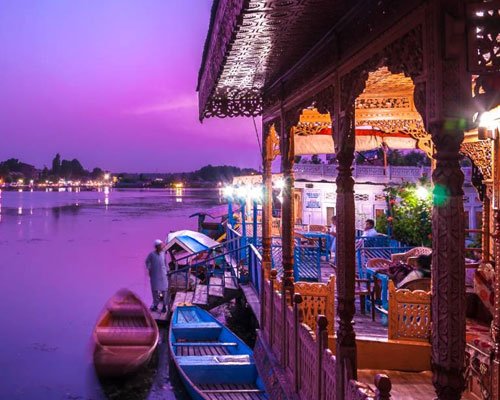 Kashmir Honeymoon Delight