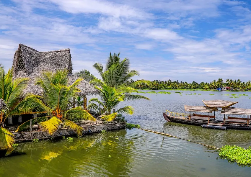 Top Best Places to Visit in Kumarakom 2025