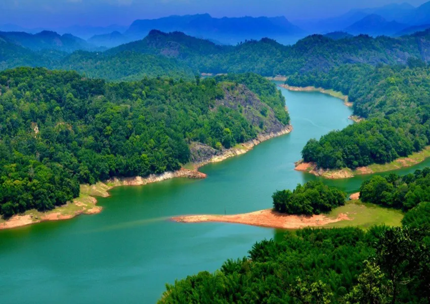 Top Best Places to Visit in Idukki 2025