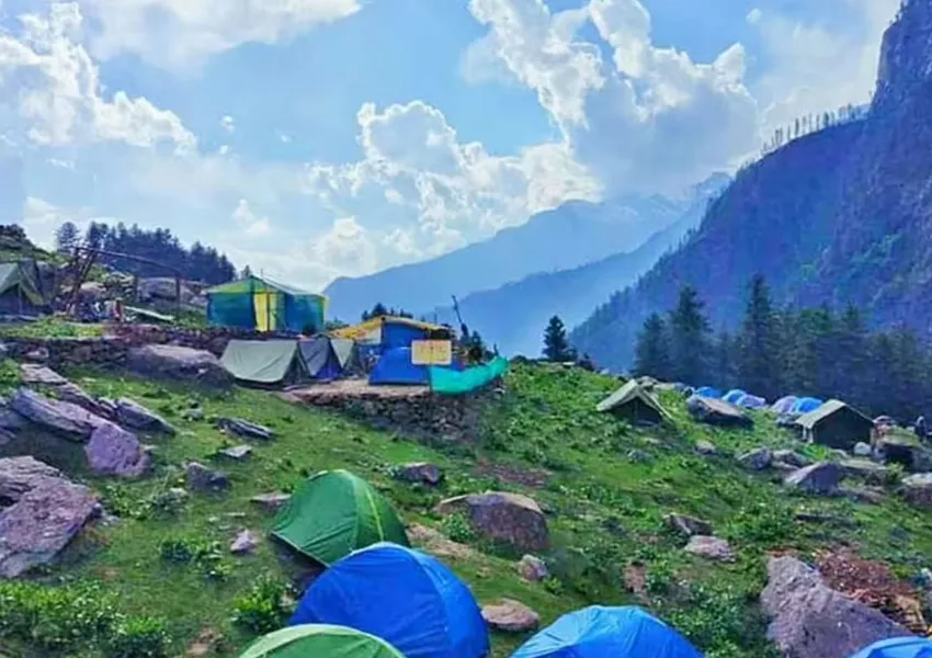 Top Best Places to Visit in Kheerganga 2025