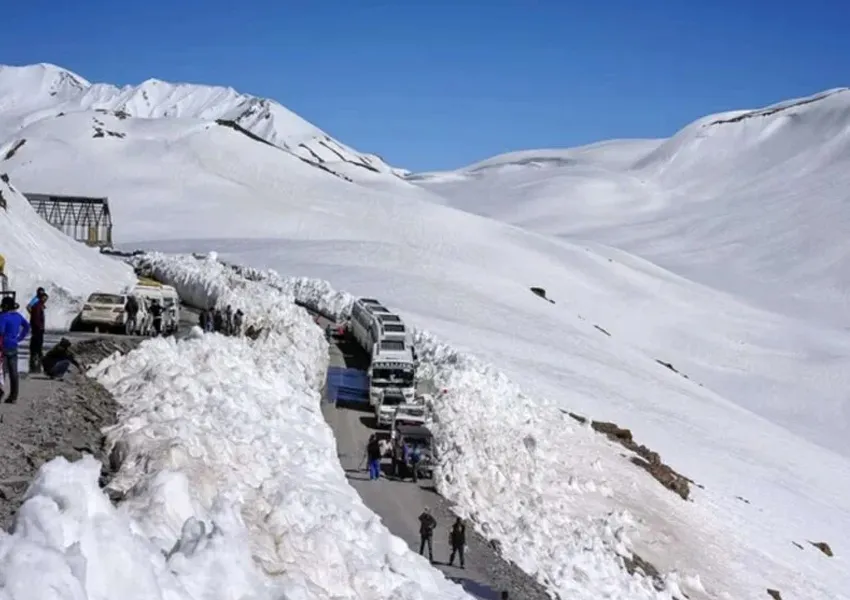 Latest Best Places to Visit in Rohtang Pass 2025