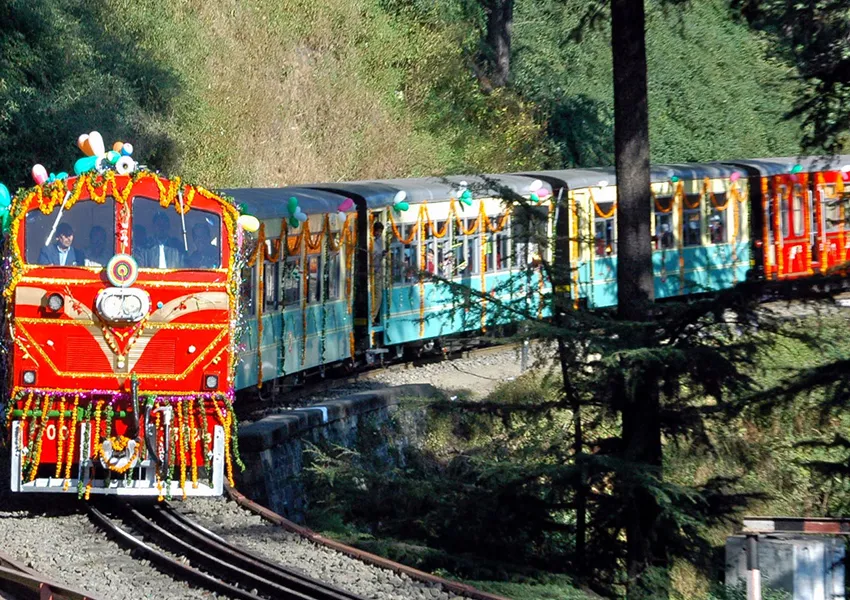 How to Reach Himachal Pradesh by Air, Train & Road