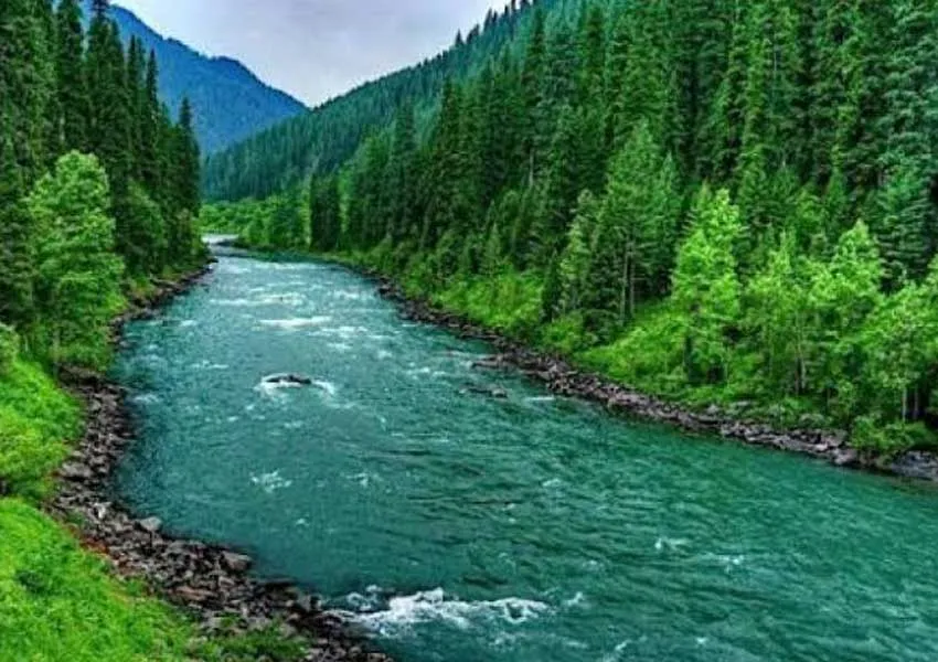 Top Best Places to Visit in Verinag 2026