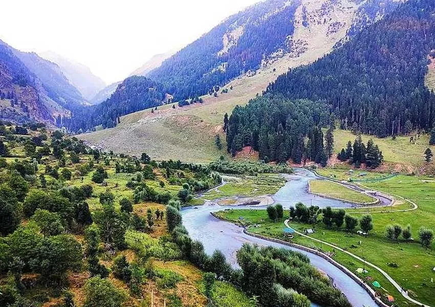 Top Viral Places to Visit in Betaab Valley 2026